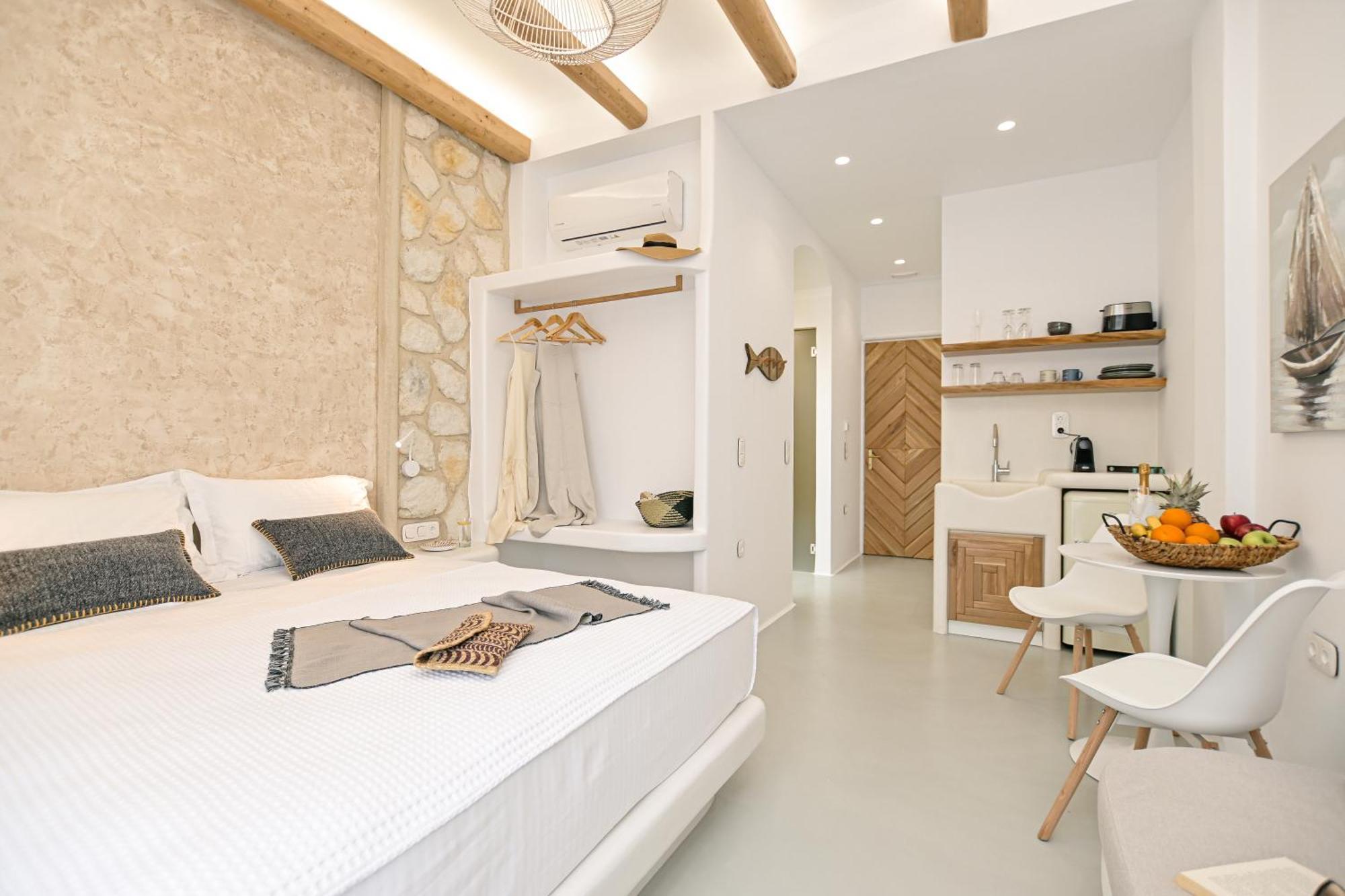 Fleria Seaview Suites Naxos City Zimmer foto