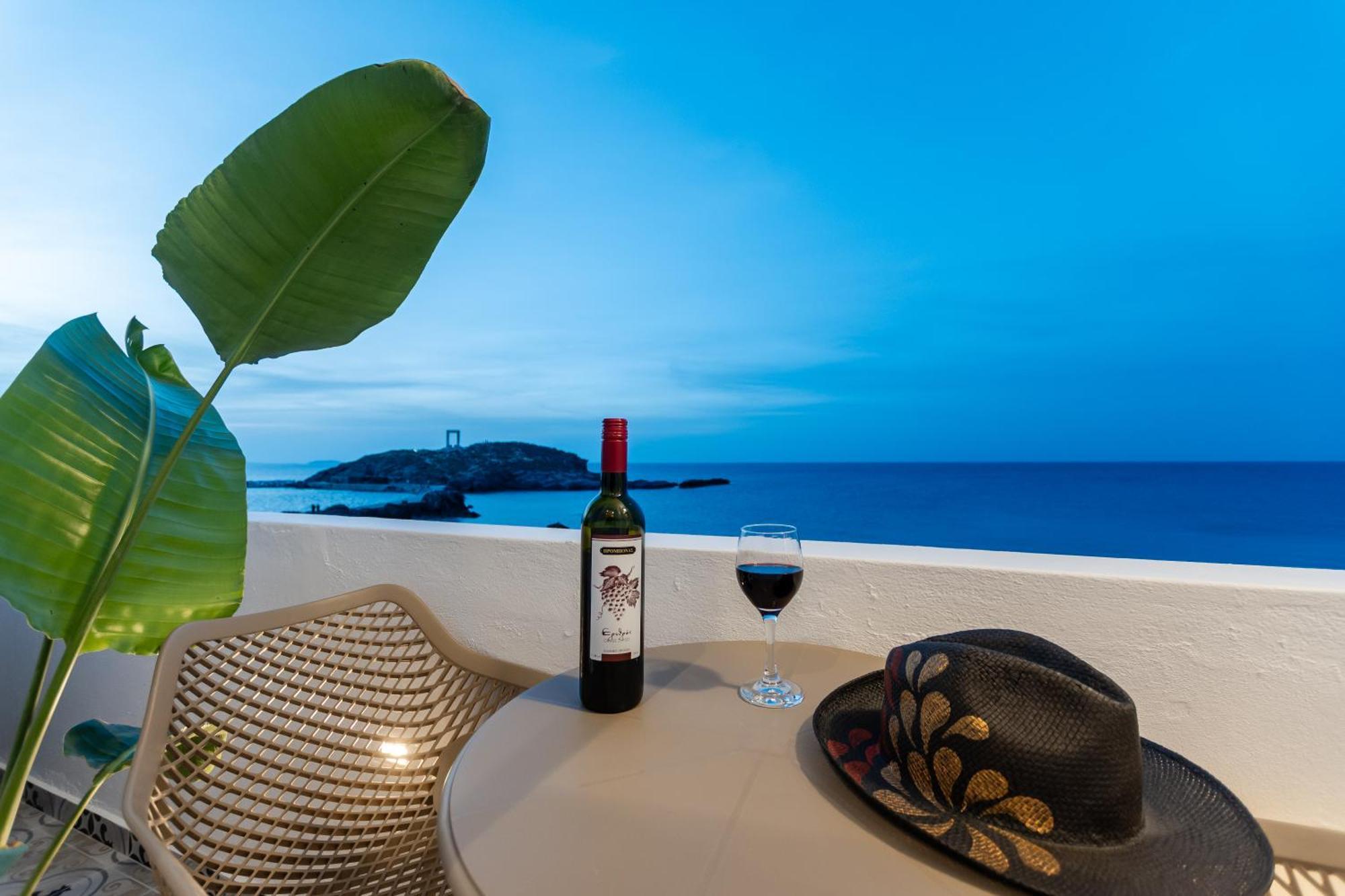 Fleria Seaview Suites Naxos City Exterior foto
