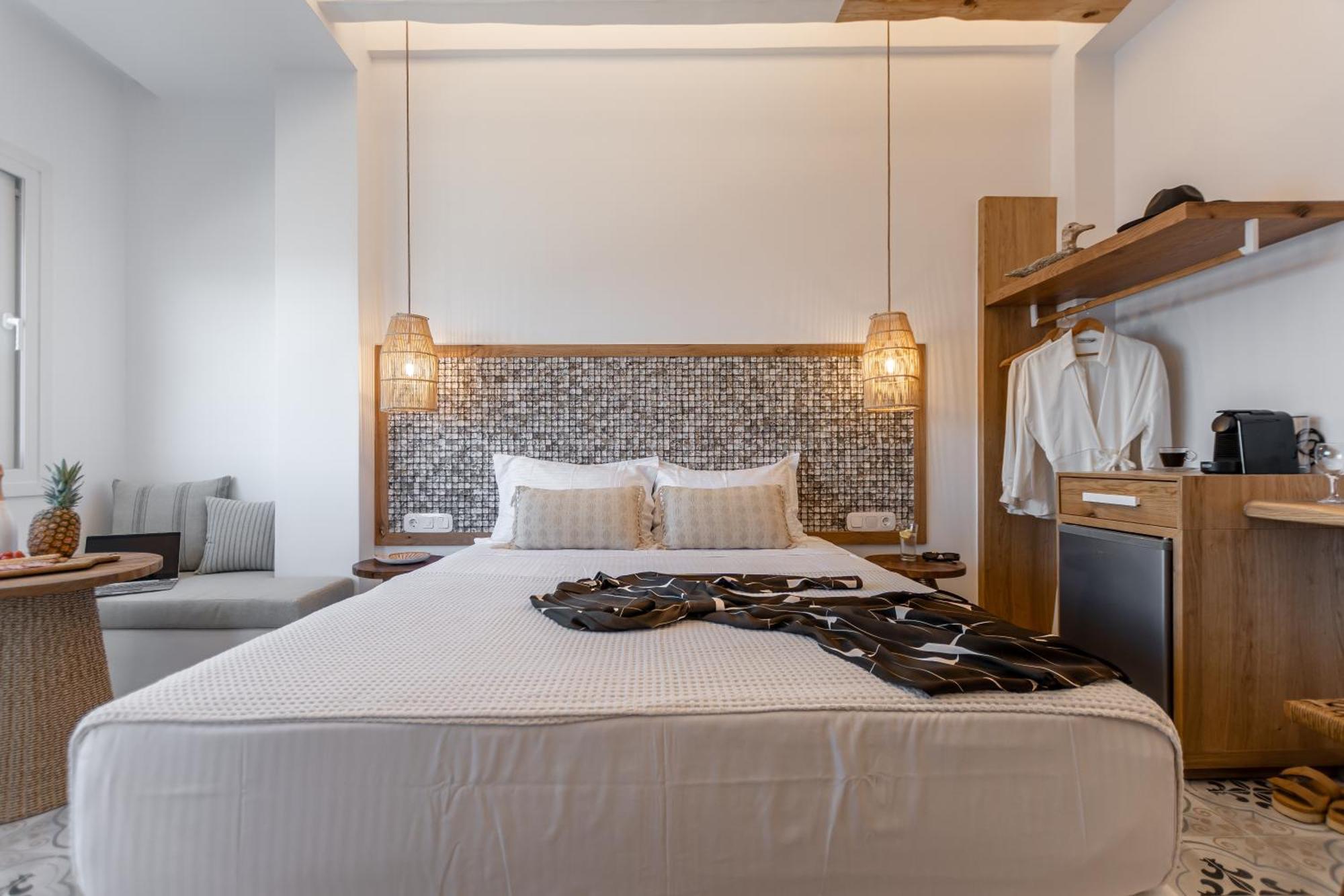 Fleria Seaview Suites Naxos City Exterior foto